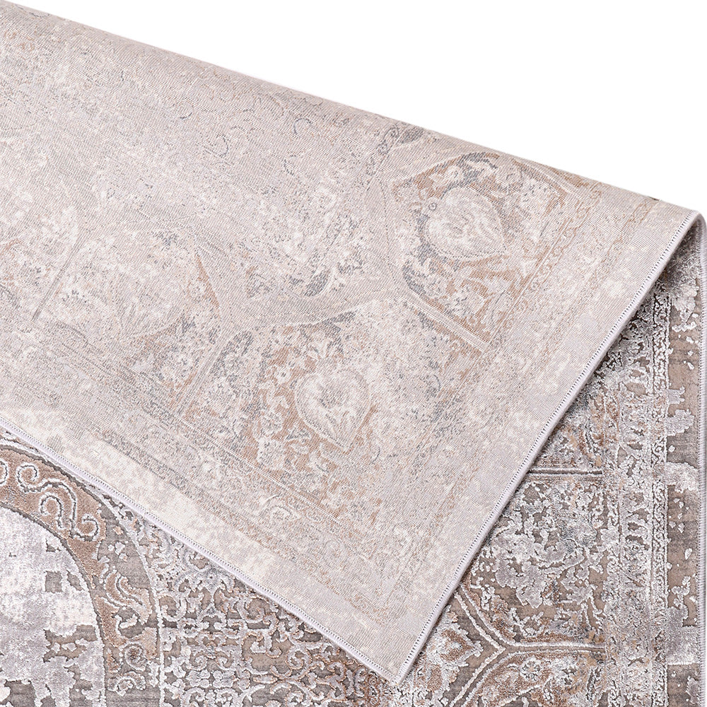 Vintage Oriental Carpet - (240x340 cm) - Bastion