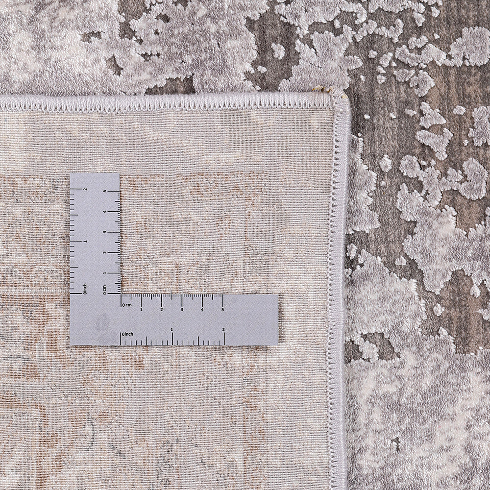 Vintage Oriental Carpet - (240x340 cm) - Bastion